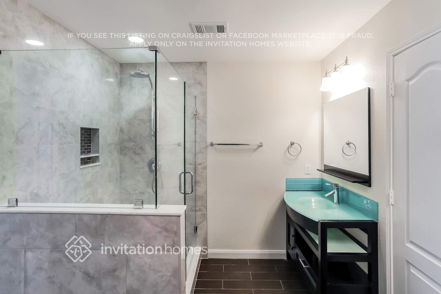 Building Photo - 708 Meadowgate Dr