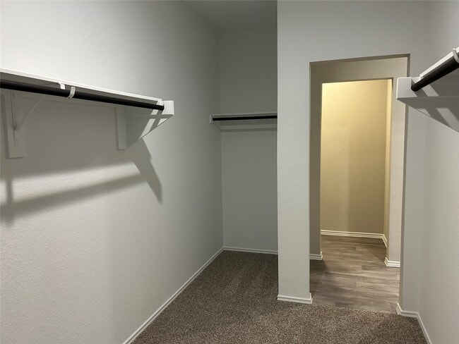 Building Photo - 40434 Gdn Hts Ln