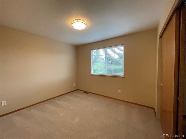 Building Photo - 2284 Dogwood Cir