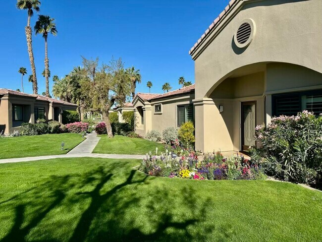 Building Photo - 38894 Lobelia Cir