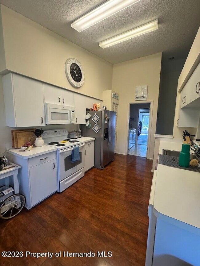 Building Photo - 2479 Hidden Trail Dr