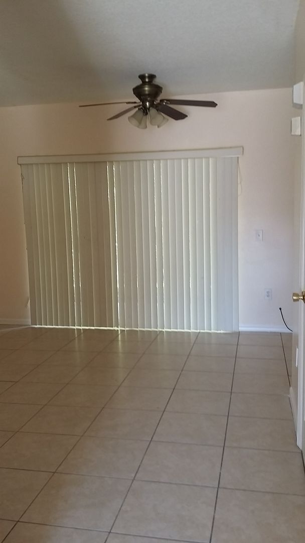 Building Photo - Stunning 2-Bedroom Townhouse in the Desirable Gated Community of The Hammocks!