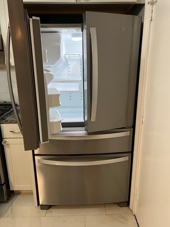 Building Photo - 24-26 Inman St