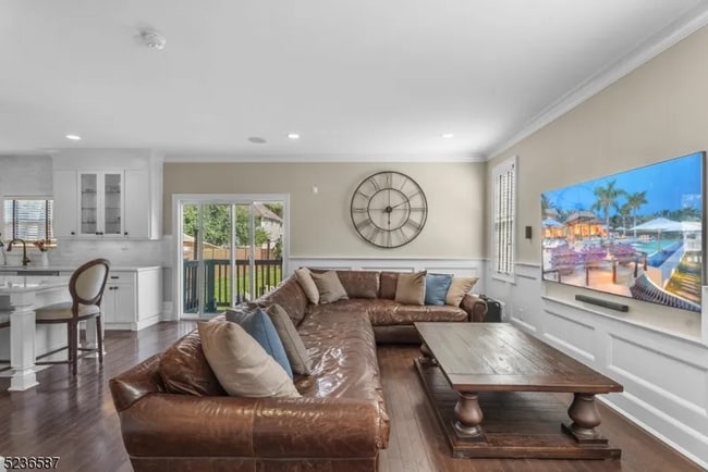 Building Photo - Modern Colonial Single-Family Home