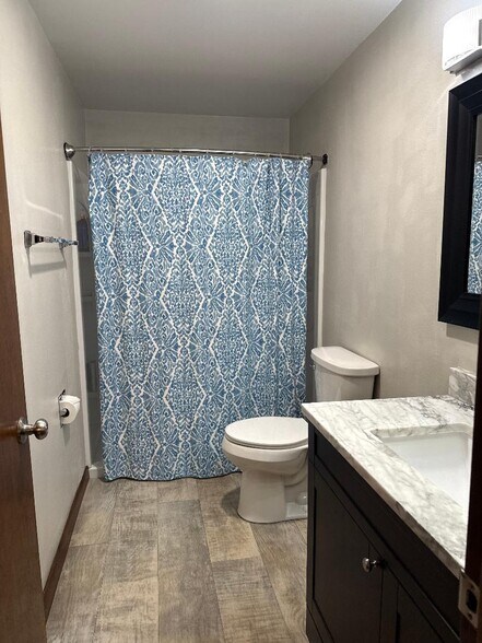 New bathtub - 2436 W Charles St