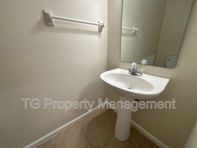 Building Photo - 8605 Tower Falls Dr