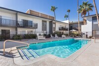 Building Photo - The Shorewood