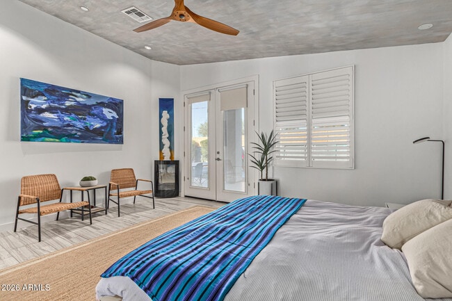 Building Photo - 8302 E Heatherbrae Ave