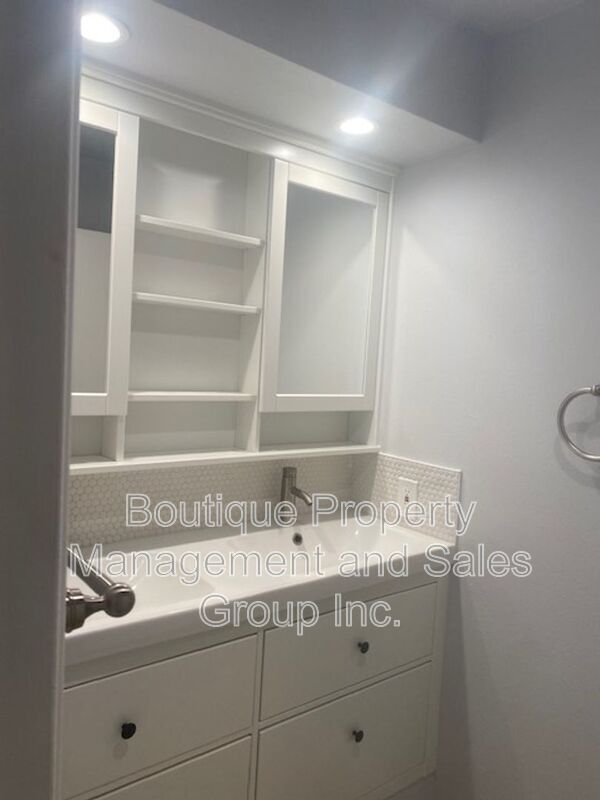 Building Photo - 23331 Caminito Telmo