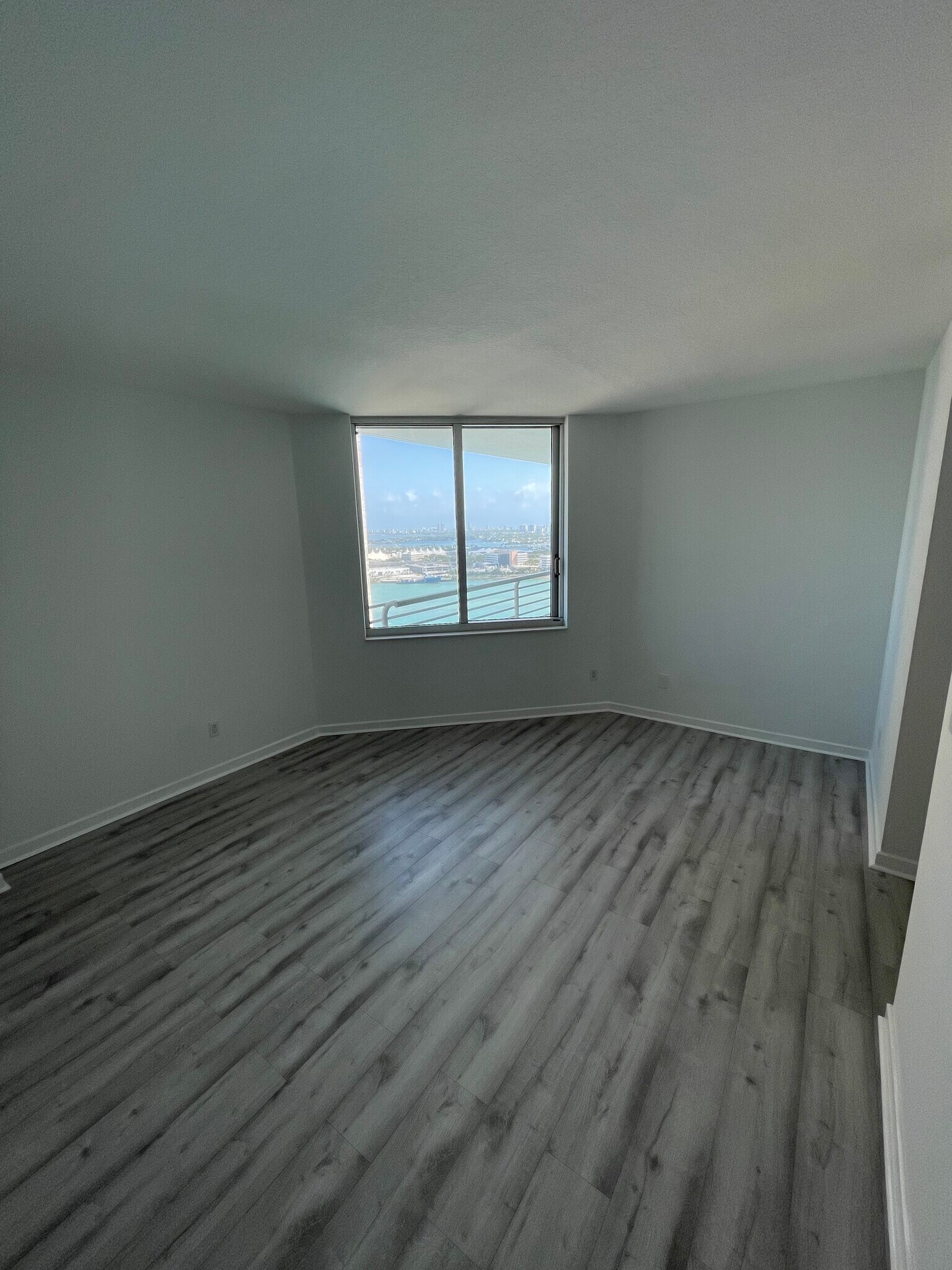 Main bedroom - 335 S Biscayne Blvd