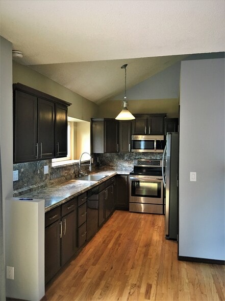 Building Photo - 4935 Granby Cir