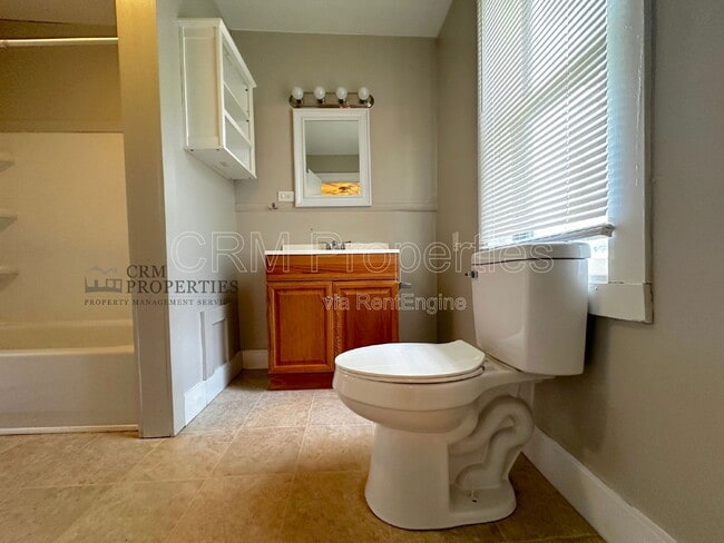 Building Photo - 1519 N Purdum St