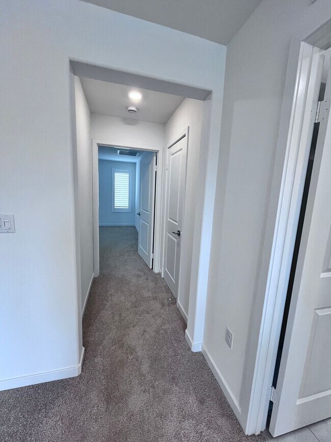 Building Photo - ***NEW BUILD IN LOMA LINDA***