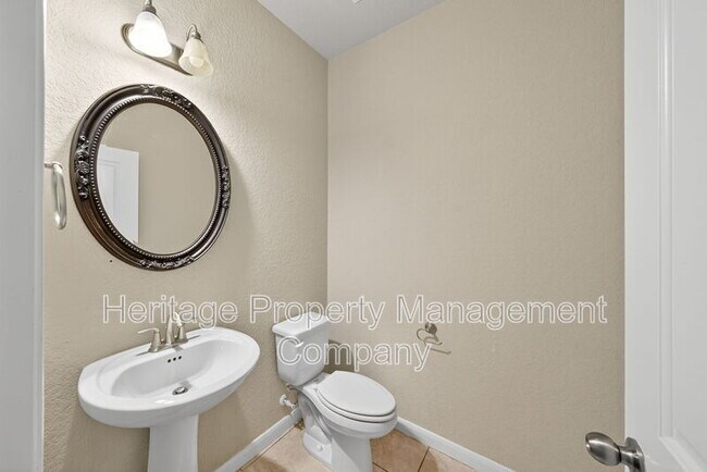 Building Photo - 1226 Hidden Cave Dr