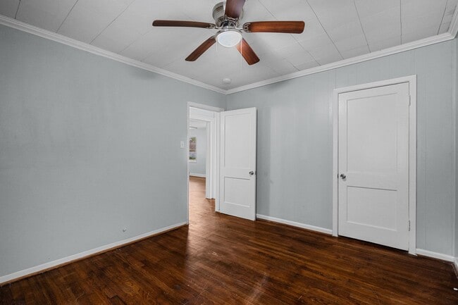 Building Photo - Cozy 3 Bedroom, 1 Bath Home - Spacious Liv...