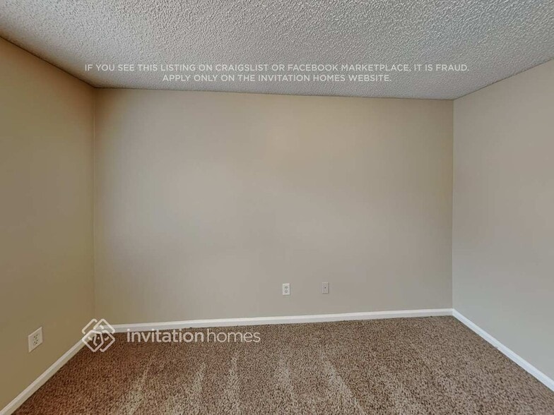 Building Photo - 13581 Ashford Wood Ct E