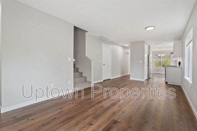 Building Photo - 14186 SE Summerfield Loop