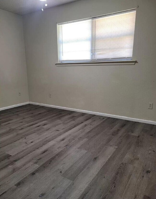 Building Photo - 3708 54th St