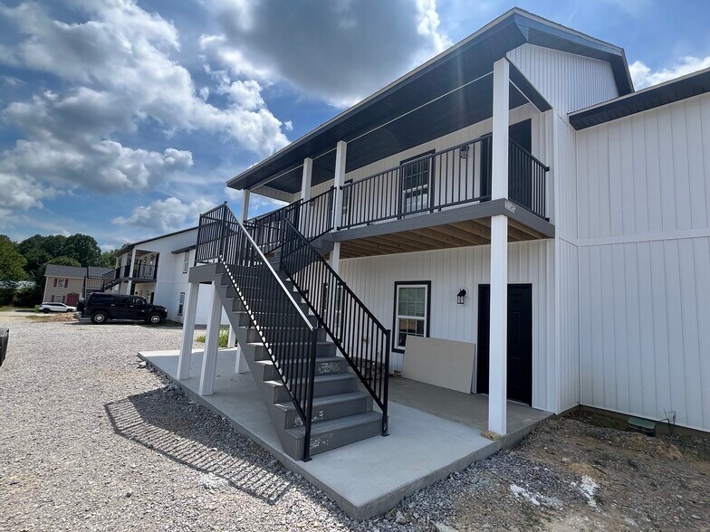 Building Photo - 1291 Barbourville Rd