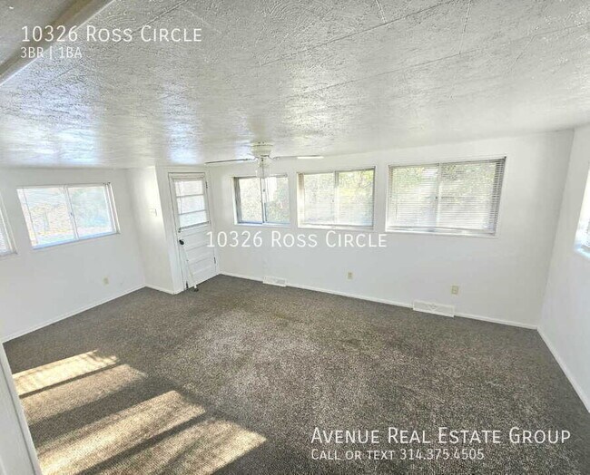 Building Photo - 10326 Ross Cir