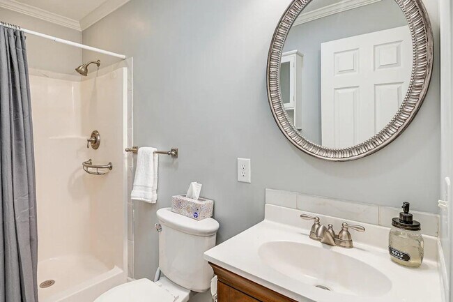 Building Photo - 4984 Webster Rd