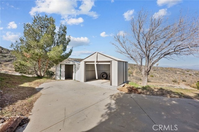 Building Photo - 1138 Lakeview Dr