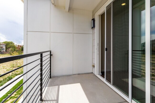 Building Photo - Luxury Condo Living with Mountain Views in the Heart of Briargate!!