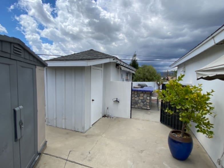 Building Photo - 1 Sylvian Ln