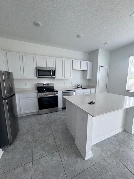 Building Photo - 2695 Skyline Lp