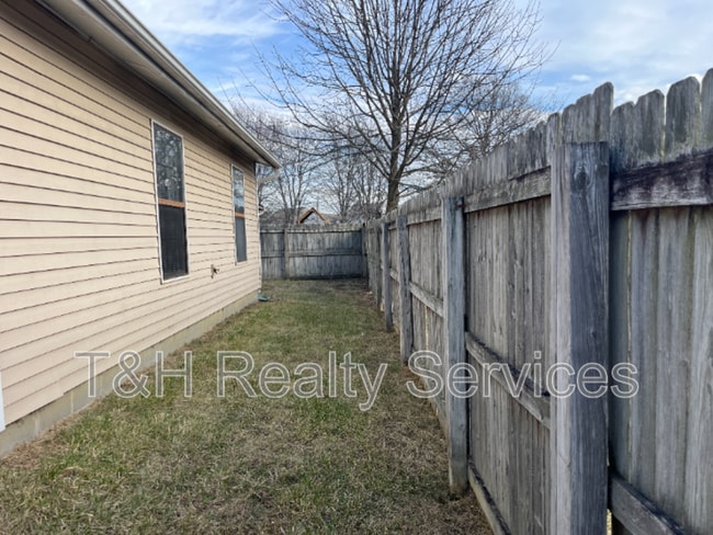 Building Photo - 5155 Brouse Ct