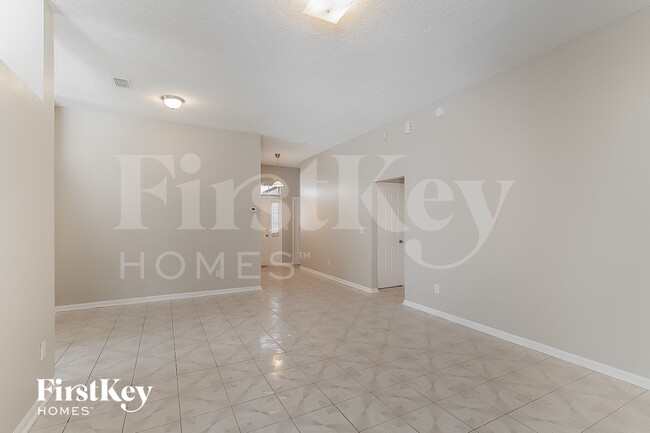 Building Photo - 12658 Holly Springs Ct