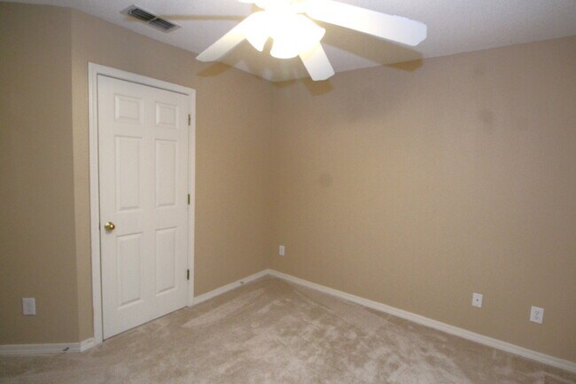 Building Photo - Comfort & Convenience in Cantonment – 4BR ...