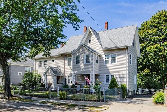 Building Photo - 715 Truman Pkwy