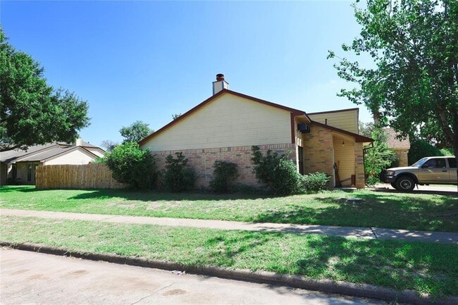 Building Photo - 7124 Golden Dale Ct