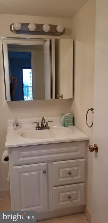 Building Photo - 20722 Valley Forge Cir