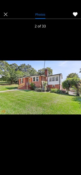 Building Photo - 102 Church St