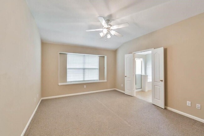 Building Photo - 20542 Avery Grove Ct
