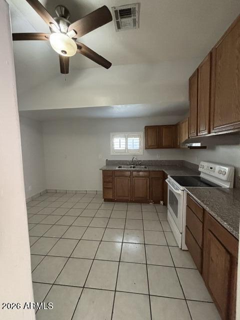 Building Photo - 9406 N 5th Ave