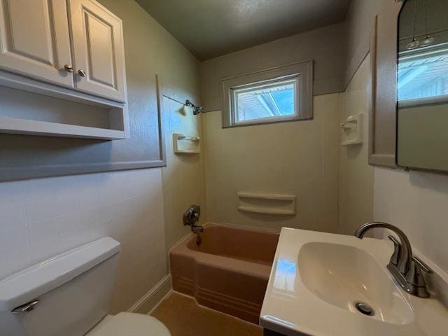 Building Photo - 145 Center St