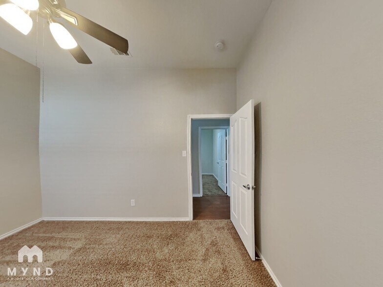 Building Photo - 10224 Ash Creek Ln