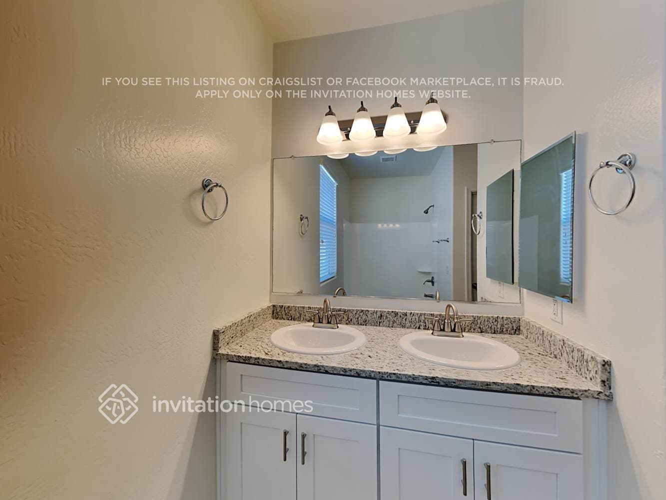 Building Photo - 4160 E Tulsa St