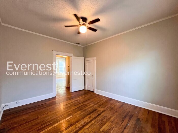 Building Photo - 1489 Faxon Ave