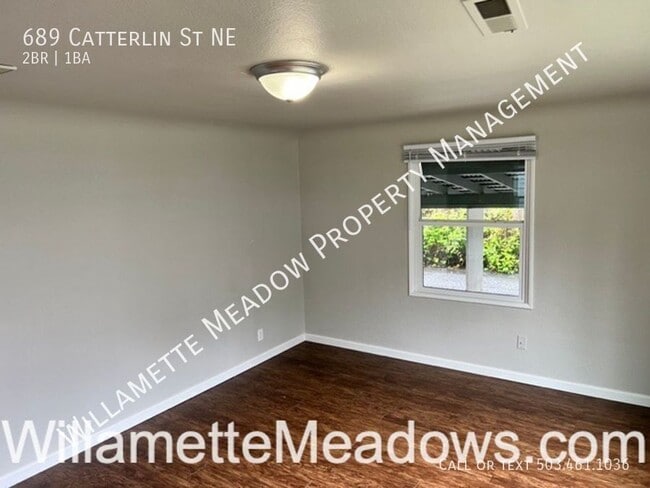 Building Photo - 689 Catterlin Ave. NE