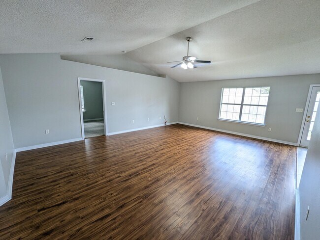 Building Photo - 9939 Parker Lake Cir