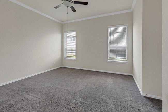 Building Photo - 2403 Dovetail Park Ln