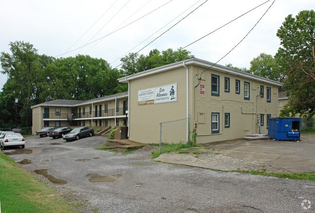 Primary Photo - Chestnut Flats