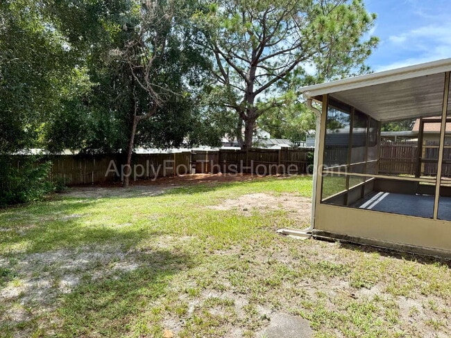 Building Photo - Single Family Home - Carrollwood Area