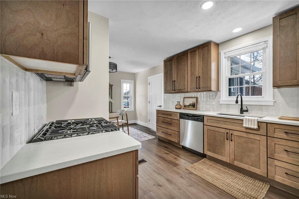Building Photo - 3630 Raymont Blvd
