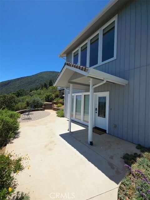 Building Photo - 8115 Mountain Crest Dr