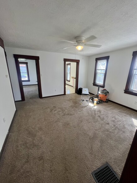 Living Room - 221 Charlotte St NW
